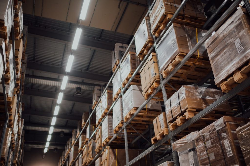 Warehouse storage shelving